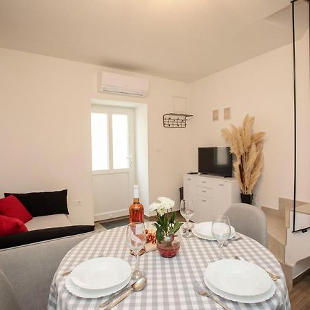 Studio Apartman Amalie パジン エクステリア 写真