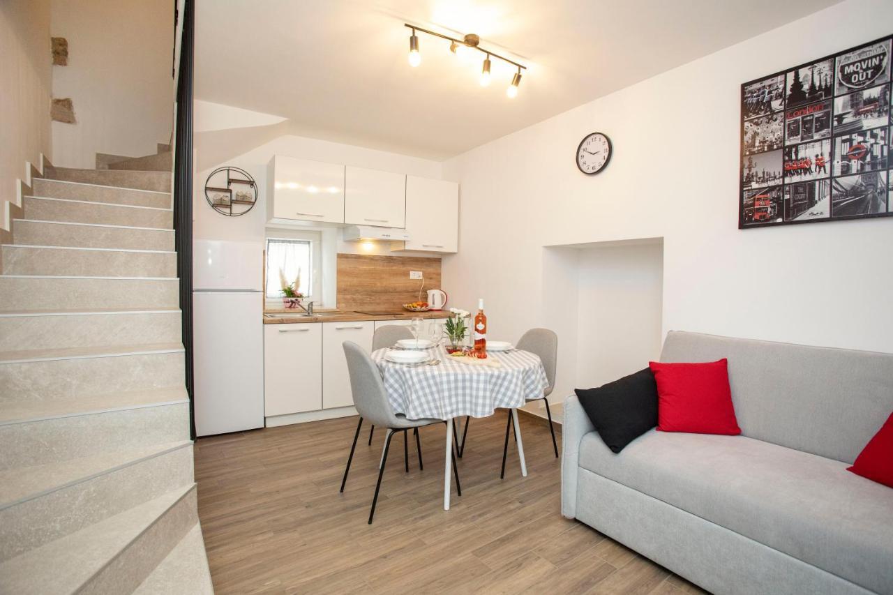 Studio Apartman Amalie パジン エクステリア 写真